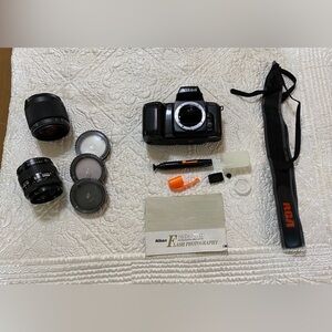 Nikon N6006 AF 35mm Camera